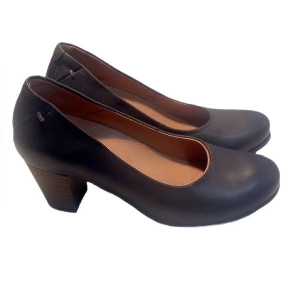 NWT Wanda Panda Blue Leather block heel comfortable Stylish court pump 36 - Picture 4 of 5